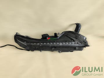 LEXUS NX LIFT 17-21 HALOGEN LED DRL DYNAMIC  RECHTS., Verzenden, Gebruikt, Lexus