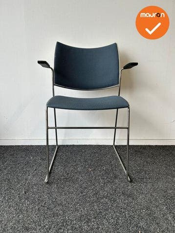 Vergaderstoel - Casala - Blauw gestoffeerd (Vergaderstoelen), Vergader- of Presentatieruimte, Ophalen of Verzenden, Gebruikt, Stoel