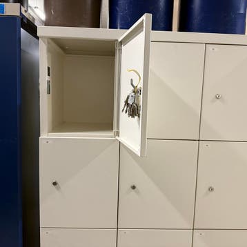 12-deurs metalen lockerkast - 188x105x50 cm, Ophalen of Verzenden, Nieuw