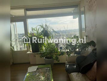 Ruime flat in Meppel zoekt woning in Amsterdam, Amsterdam