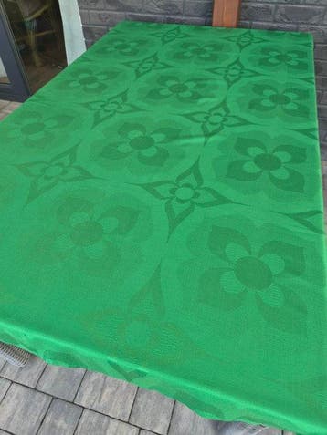 Textiel (2) - 170 cm - 116 cm - Oorspronkelijk uit de jaren