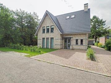 Te huur: Huis Midden Geestweg in Bergen (NH), Bergen (NH), Noord-Holland