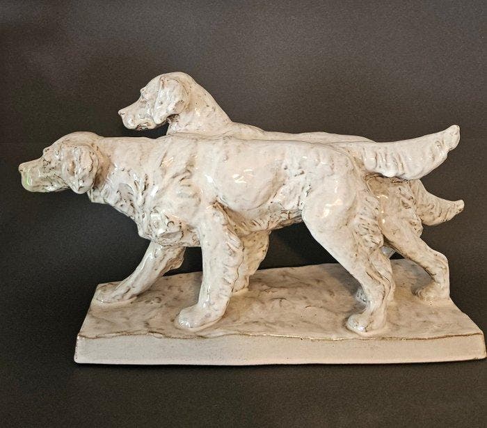 Karlsruhe Majolika Manufaktur - Figuur - Zwei Jagdhunde -, Antiek en Kunst, Antiek | Glas en Kristal