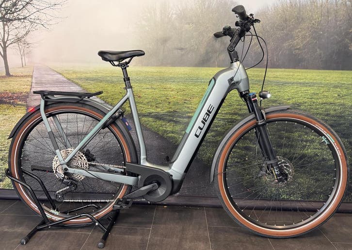 Cube Kathmandu Elektrische Fiets met Bosch CX Middenmotor, Fietsen en Brommers, Elektrische fietsen, 50 km per accu of meer, Zo goed als nieuw
