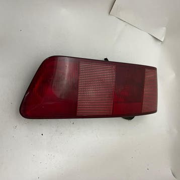 Maserati Quattroporte 4 Rear Right Taillight  - 373100137, Auto diversen, Autosport-onderdelen, Ophalen of Verzenden, Gebruikt