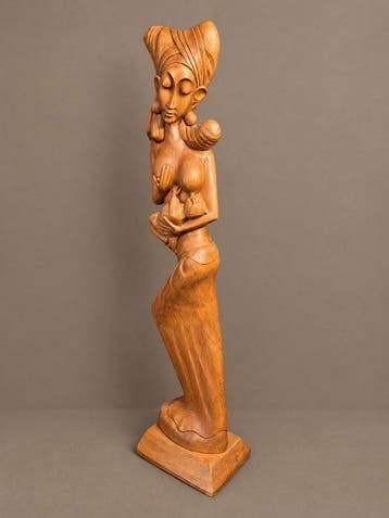 Balinees houtsnijwerk art deco stijl - Beeld - Indonesië