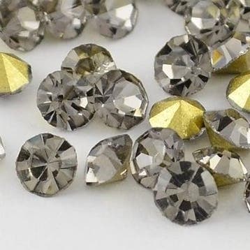 10 x Puntsteen kristal glas SS12  c.a. 3,5mm Grey, Ophalen of Verzenden, Nieuw, Overige typen