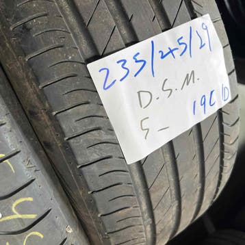 2 x Dunlop 235-45-19 Zomerbanden 5mm, 19 inch, Gebruikt, Ophalen of Verzenden, 235 mm