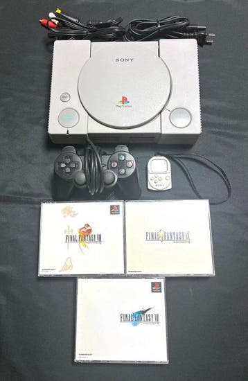 Sony - Playstation 1 (PS1) - SCPH-7000 + Final Fantasy VII, Nieuw