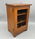 Kast - Hout - eierkastje / eierrek
