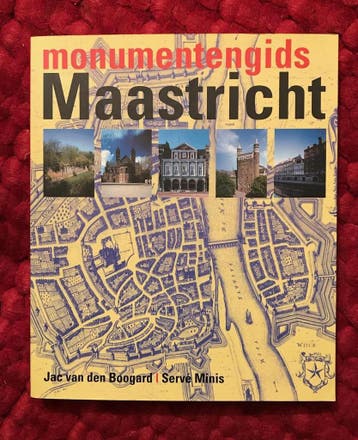 Monumentengids Maastricht 9789074310529 J. van den Boogard, Verzenden, Zo goed als nieuw, J. van den Boogard