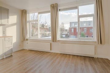 Studio Frambozenstraat in Almere, Huizen en Kamers, 20 tot 35 m², Almere
