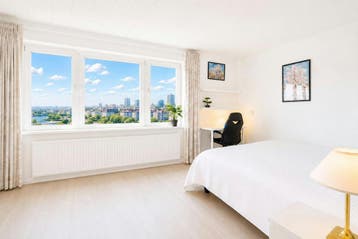 Eigen Kamer aan Oostmaaslaan, Rotterdam, 50 m² of meer, Rotterdam