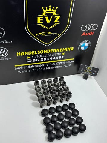 Wielbouten set met doppen Seat Leon bj.2015 40 stuks, Gebruikt