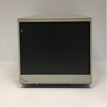 (MDK-106186) Ahrend roldeurkast creme, Huis en Inrichting, Ophalen of Verzenden, Gebruikt