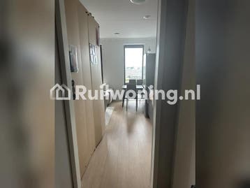 Studio in Amsterdam op de 14e verdieping, 38 m², €918 huu, Amsterdam