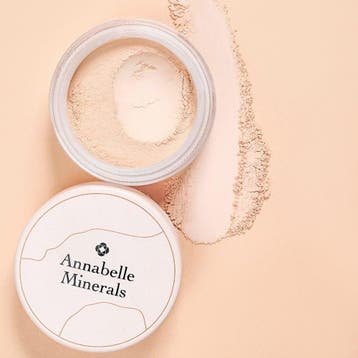 Annabelle Minerals - Matte Mineral Foundation - Natural, Ophalen of Verzenden, Nieuw, Gehele gezicht, Make-up