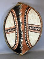 African Masaai shield with decoration - Tanzania