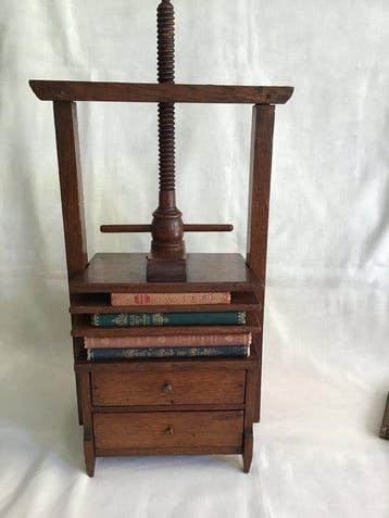Pers - Kleine boeken pers