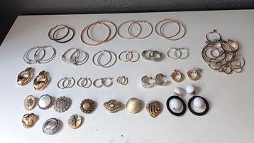 Themacollectie - Mode-sieraden – paren oorbellen en één