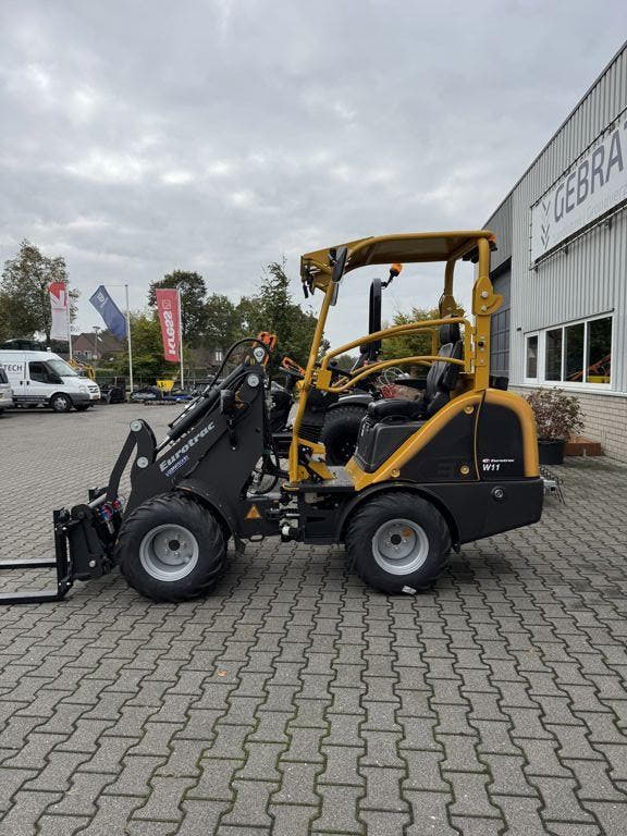 Eurotrac loader 276€ p/mnd | Giant, Zakelijke goederen, Machines en Bouw | Kranen en Graafmachines, Wiellader of Shovel, Ophalen