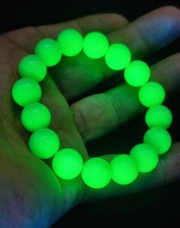 Prijs Prachtige calcietarmband in een fluwelen geschenkdoos