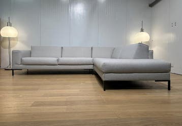 NIEUW Design on Stock Aikon Hoekbank NP €8.500 + GARANTIE, Huis en Inrichting, 250 tot 300 cm, Design Bank Bankstel Zetel Hoekbank Design on Stock