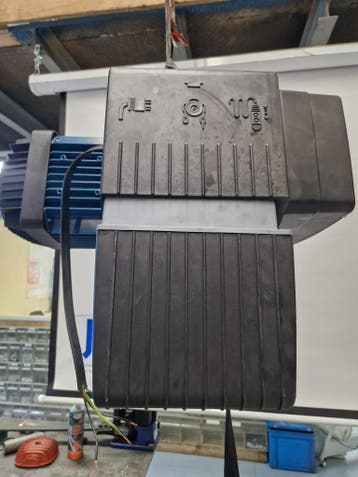 Demag kettingtakel DC-COM 10 630 1/1 H4 4/1  Ref. T0080, Zo goed als nieuw, Elektrisch