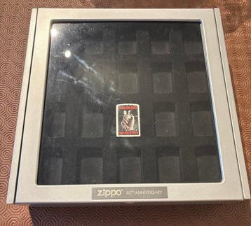 Zippo - Rare 40 Zippo 80th Aniversary stand in Mint, Nieuw