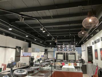 Online veiling: Railverlichting, ca. 40 spots op 3, Nieuw