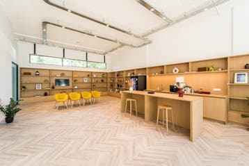 Te huur: Studio Velperweg in Arnhem, Gelderland, Arnhem