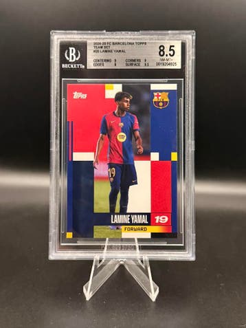 Beckett 8.5 Topps Team Set FC Barcelona Lamine Yamal #25, Verzenden, Zo goed als nieuw, Losse kaart