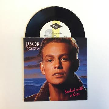 vinyl single 7 inch - Jason Donovan - Sealed With A Kiss, Verzenden, Zo goed als nieuw, 7 inch, Overige genres