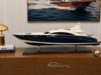 Maquette Yacht QUANTUM – 80 cm – Finition Luxe Bois & Bleu, Nieuw