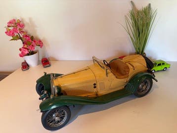 Pocher 1:8 - Modelauto - Alfa Romeo Spider Touring Gran, Hobby en Vrije tijd, Modelauto's | 1:5 tot 1:12, Nieuw