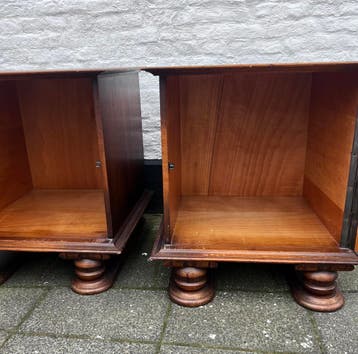 set vintage nachtkastjes, 46 x 43, hoog 50 cm, Antiek en Kunst