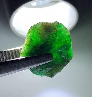 Esmeralda Grande Natuurlijk Onbehandeld - 9,35 cts- 1.87 g