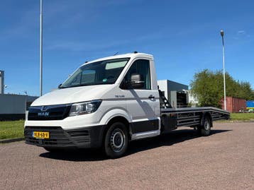 Oprijwagen huren verhuur, Sleepwagen, Autotransporter, MAN., Verhuiswagen of Bestelauto