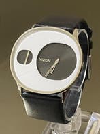 Nixon retro dames horloge uniek design, Verzenden, Zo goed als nieuw