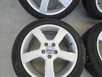 Volvo C30 S40 V40 V50 17 inch velgen zomerbanden OEM 5x108, Auto-onderdelen, Banden en Velgen, Banden en Velgen, Nieuw, 17 inch