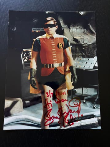 Batman - gesigneerde foto Burt Ward (Robin), Ophalen of Verzenden, Nieuw, Film, Foto of Kaart