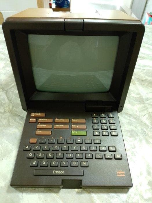 Alcatel Minitel R 722 680 C - Computer (1), Spelcomputers en Games, Spelcomputers | Overige Accessoires