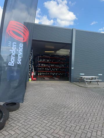 ALLE MATEN BANDEN VANAF €40 + GRATIS MONTAGE, Auto-onderdelen, Banden en Velgen, Ophalen, Gebruikt, Band(en)