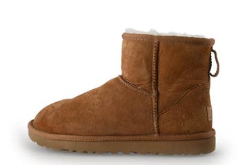 Ugg Enkellaarzen in maat 38 Bruin, Kleding | Dames, Bruin, Verzenden, Lage of Enkellaarzen, Zo goed als nieuw