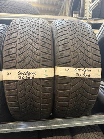 215-60-16 Goodyear Winterbanden 5mm Incl Montage 215 60 16, Ophalen, 16 inch, Winterbanden, Band(en)