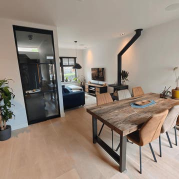 Huis in Haarlem gevonden voor €2400,- pm, Huizen en Kamers, 50 m² of meer, Haarlem