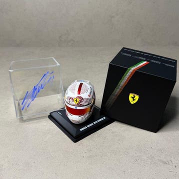 Ferrari - Chinese GP Helmet - Charles Leclerc - 2025 - Helm, Nieuw