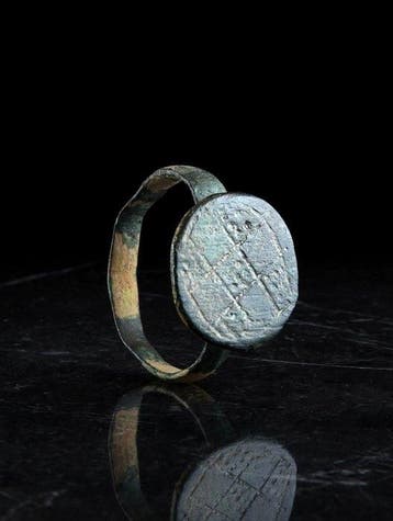 Byzantijns Brons Zegelring met geometrisch kruismotief, Antiek en Kunst