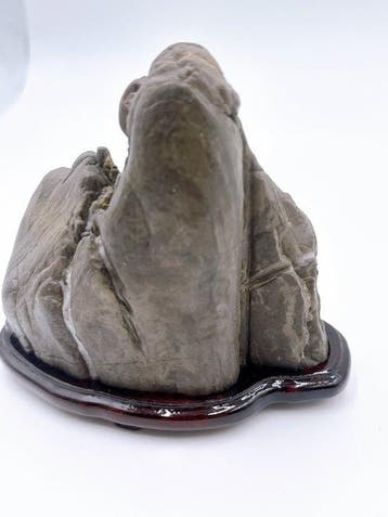 Japanse Suiseki / Viewing Stone – Verticale Kliffenformatie, Antiek en Kunst
