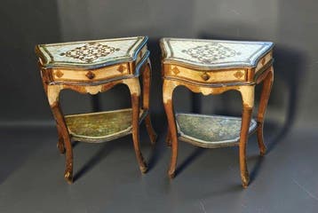 Nachtkastje (2) - Hout - Veneziaanse stijl 1930/40